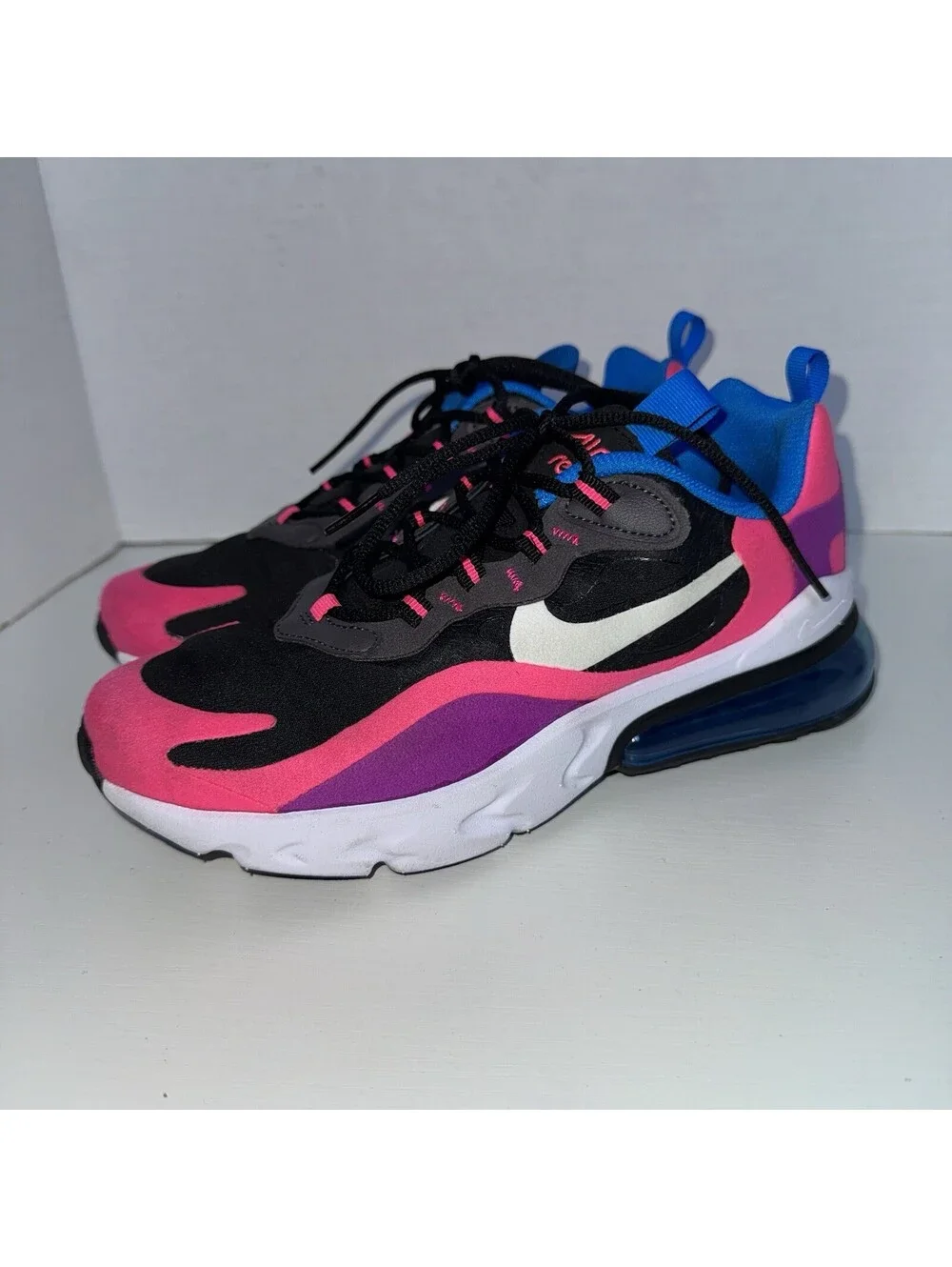 Nike 📌please view